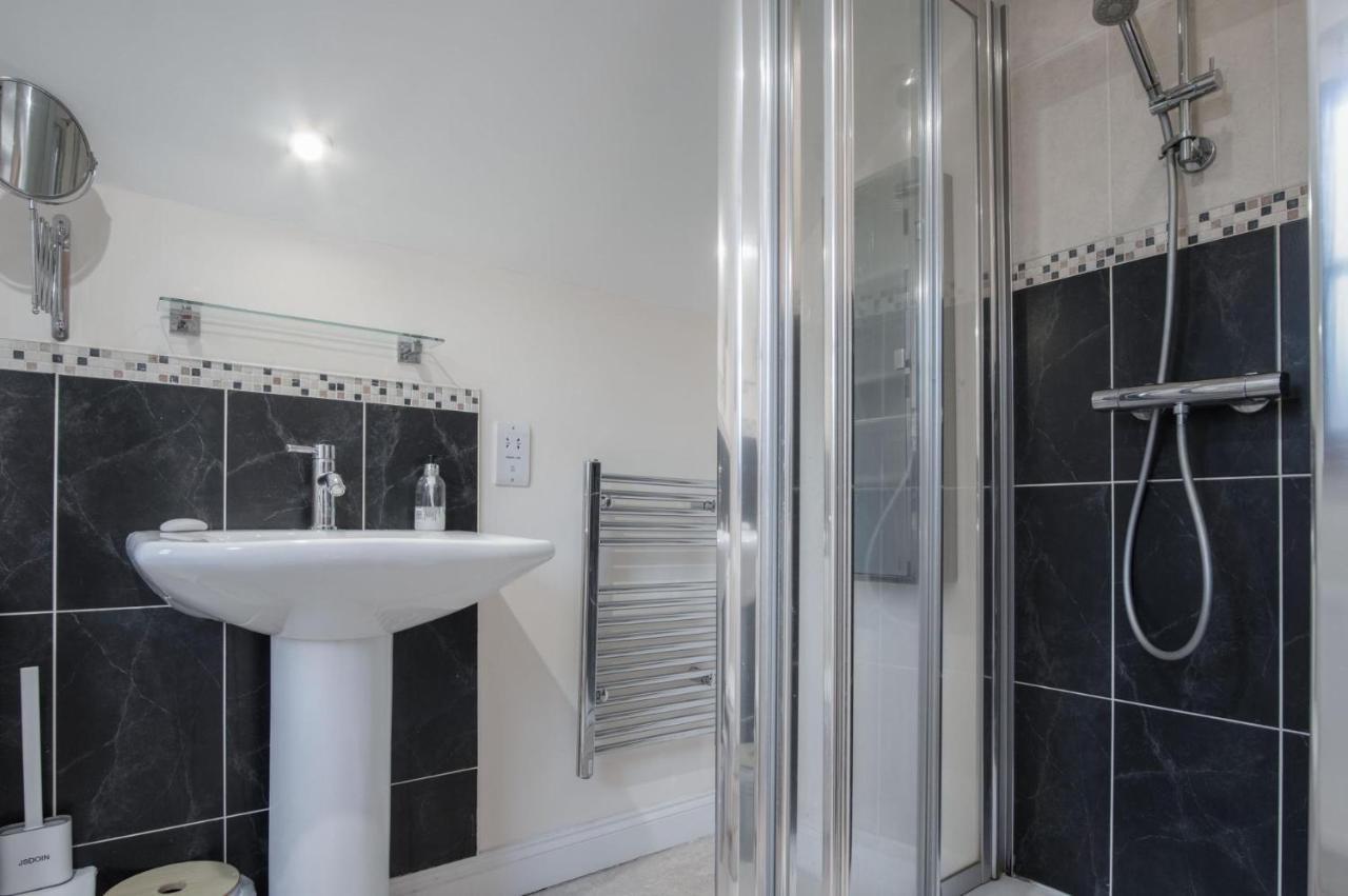 Llais Afon - 3 Bedroom - *