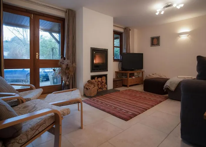 Llais Afon - 3 Bedroom Holiday Home - Fishguard